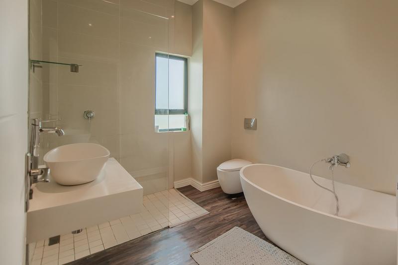 To Let 4 Bedroom Property for Rent in Copperleaf Estate Gauteng