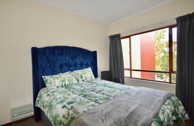 1 Bedroom Property for Sale in Lonehill Gauteng