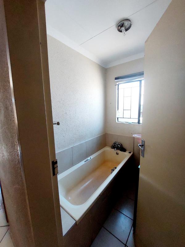 3 Bedroom Property for Sale in Soshanguve East Ext 4 Gauteng