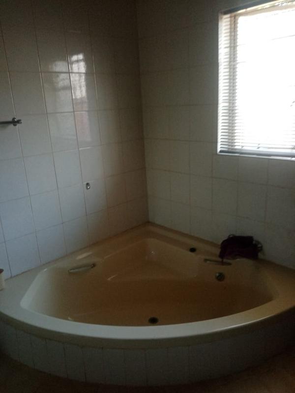3 Bedroom Property for Sale in Fochville Gauteng