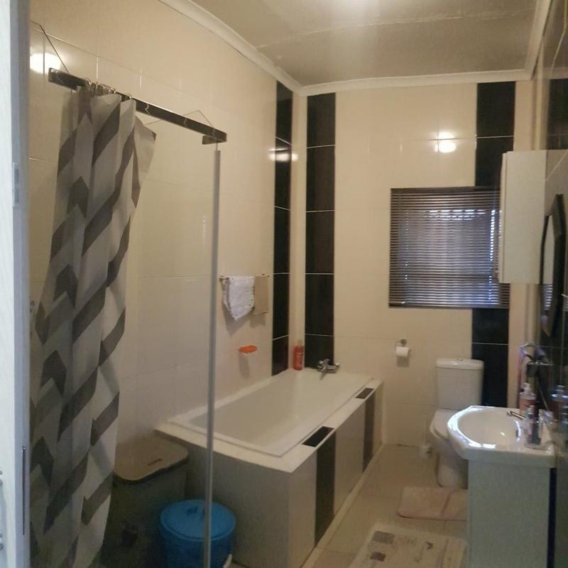 4 Bedroom Property for Sale in Philip Nel Park Gauteng