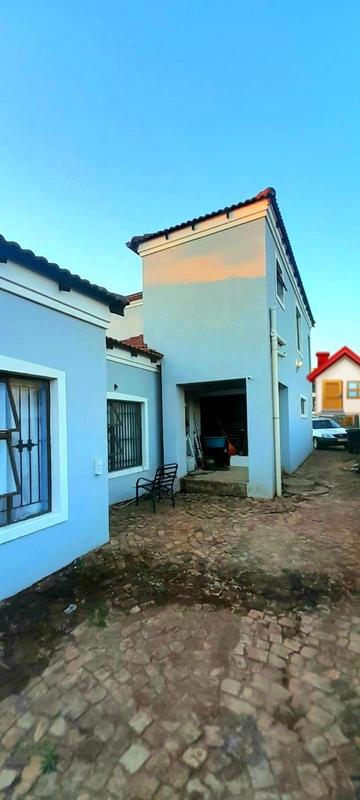 4 Bedroom Property for Sale in Philip Nel Park Gauteng