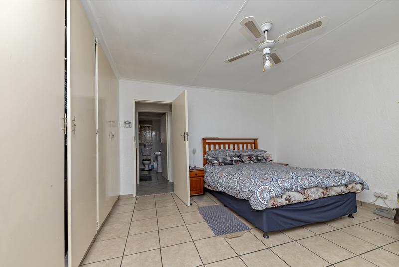 2 Bedroom Property for Sale in Edleen Gauteng