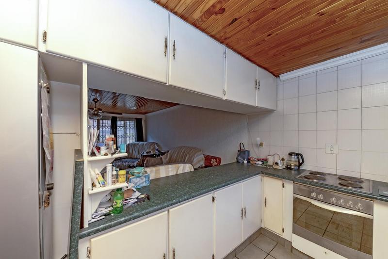 2 Bedroom Property for Sale in Edleen Gauteng