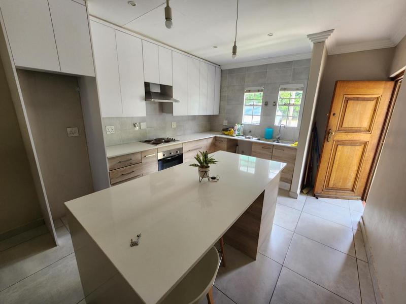 To Let 3 Bedroom Property for Rent in Lynnwood Glen Gauteng
