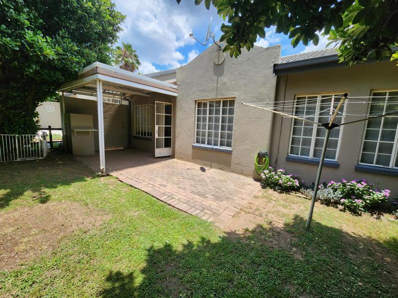 To Let 3 Bedroom Property for Rent in Lynnwood Glen Gauteng
