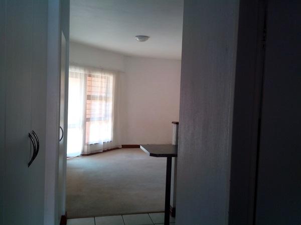 1 Bedroom Property for Sale in Honeydew Gauteng