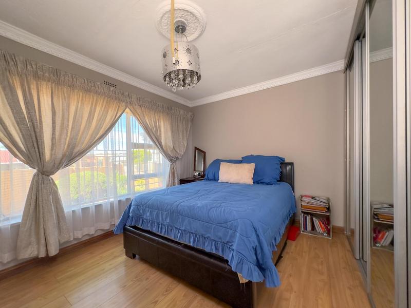 4 Bedroom Property for Sale in Country View Gauteng