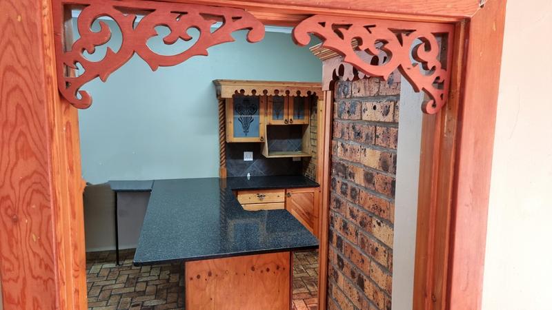 4 Bedroom Property for Sale in Lisdogan Park Gauteng