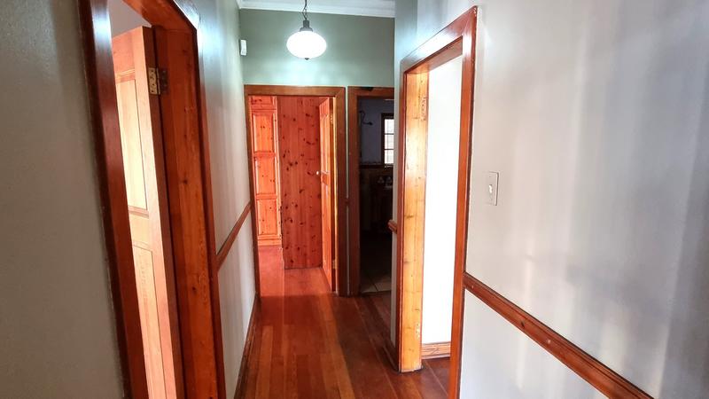 4 Bedroom Property for Sale in Lisdogan Park Gauteng