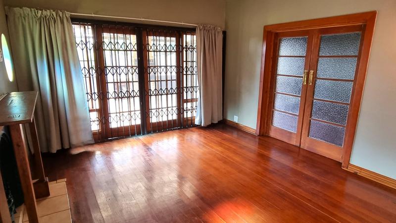 4 Bedroom Property for Sale in Lisdogan Park Gauteng