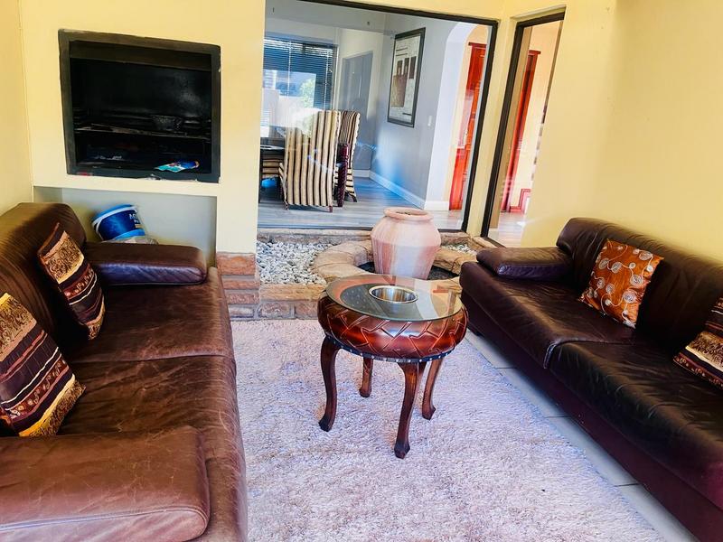 4 Bedroom Property for Sale in Blue Valley Golf Estate Gauteng