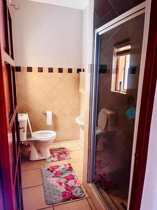 4 Bedroom Property for Sale in Blue Valley Golf Estate Gauteng