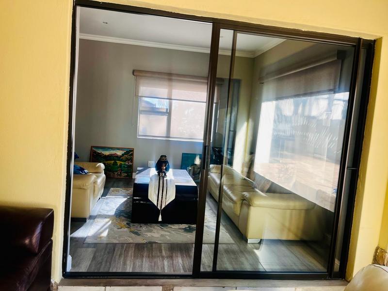 4 Bedroom Property for Sale in Blue Valley Golf Estate Gauteng