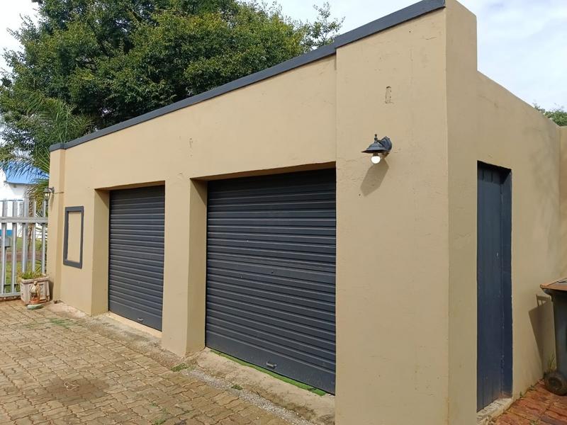 To Let 3 Bedroom Property for Rent in Randpoort Gauteng