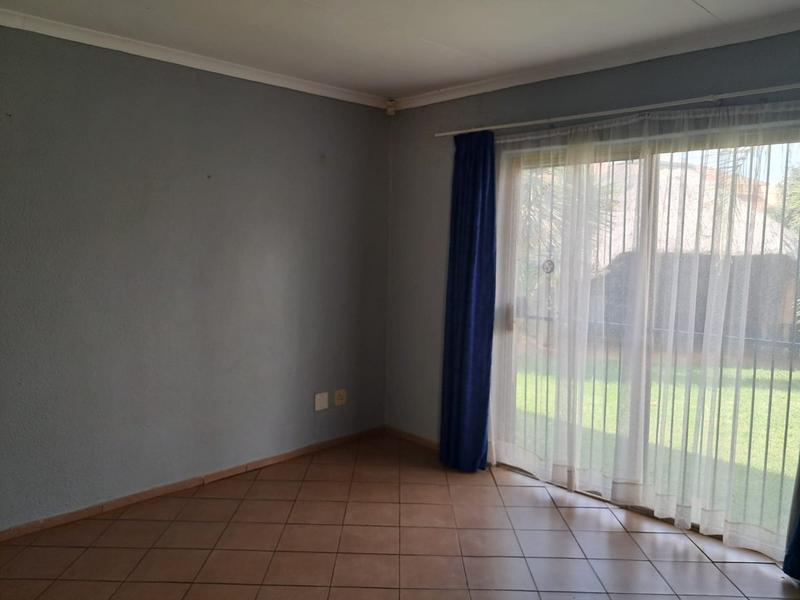 To Let 3 Bedroom Property for Rent in Randpoort Gauteng