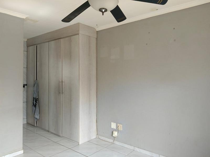 To Let 3 Bedroom Property for Rent in Randpoort Gauteng