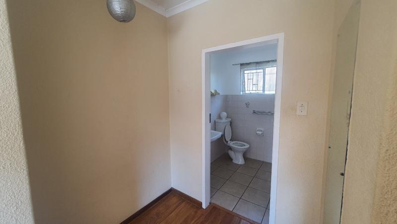 To Let 3 Bedroom Property for Rent in Garsfontein Gauteng