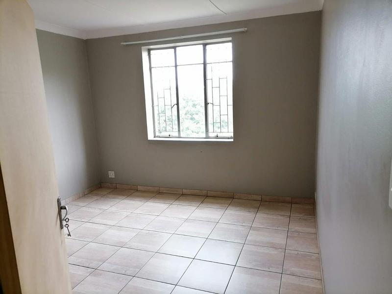 1 Bedroom Property for Sale in Pretoria Gardens Gauteng