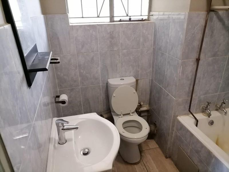 1 Bedroom Property for Sale in Pretoria Gardens Gauteng