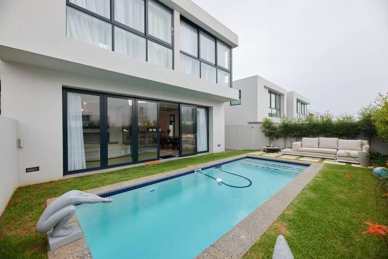 To Let 4 Bedroom Property for Rent in Morningside Gauteng