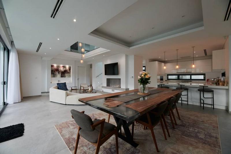 To Let 4 Bedroom Property for Rent in Morningside Gauteng