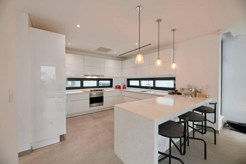 To Let 4 Bedroom Property for Rent in Morningside Gauteng