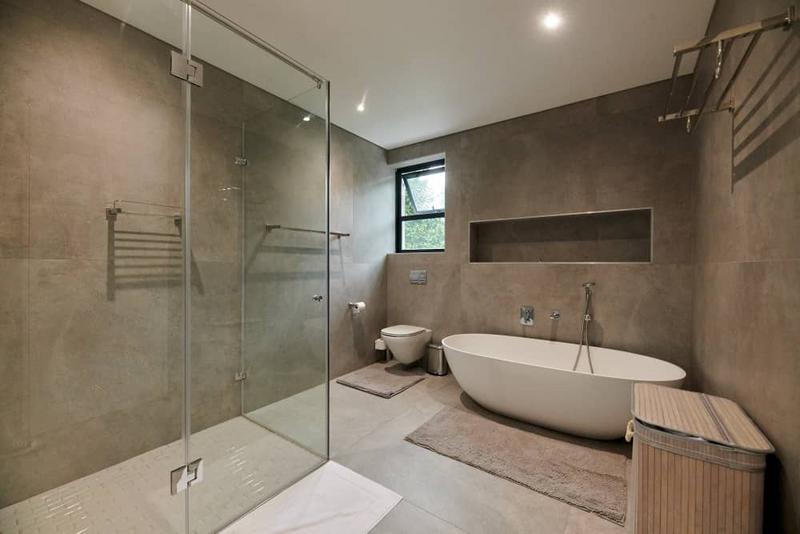 To Let 4 Bedroom Property for Rent in Morningside Gauteng