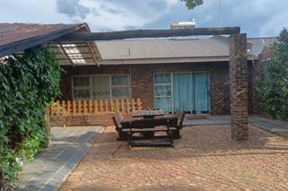 15 Bedroom Property for Sale in Roodia Gauteng