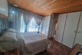 15 Bedroom Property for Sale in Roodia Gauteng
