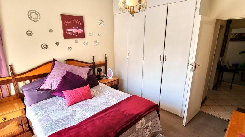 3 Bedroom Property for Sale in Lisdogan Park Gauteng