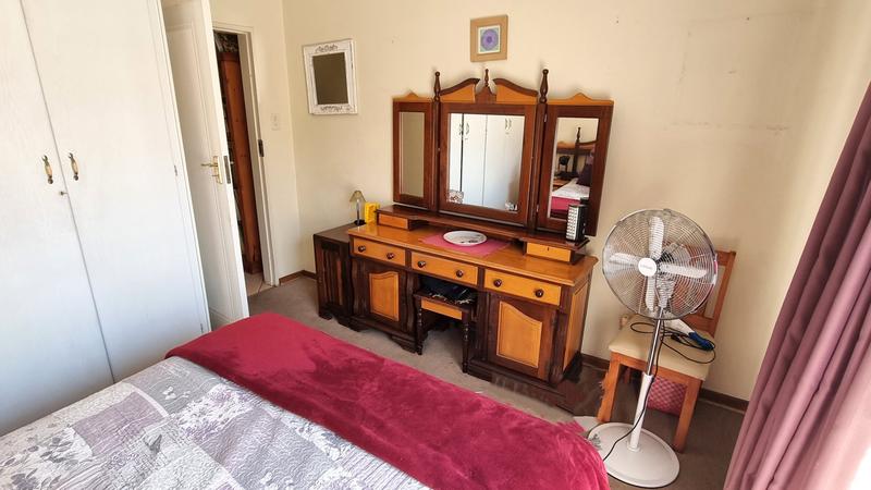 3 Bedroom Property for Sale in Lisdogan Park Gauteng