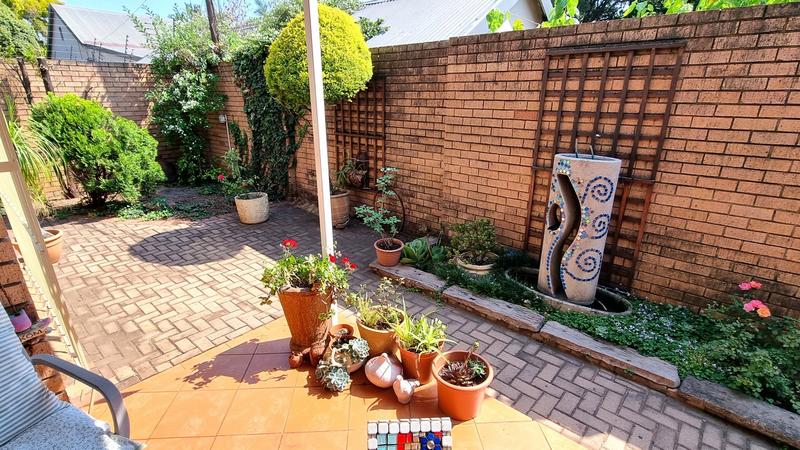 3 Bedroom Property for Sale in Lisdogan Park Gauteng