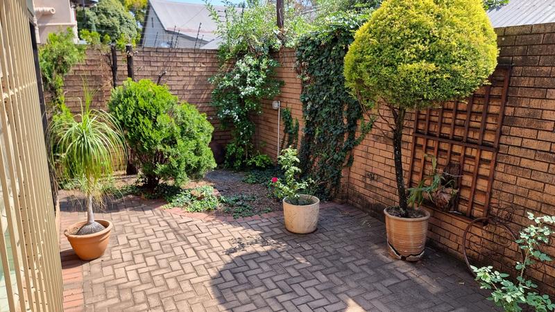 3 Bedroom Property for Sale in Lisdogan Park Gauteng