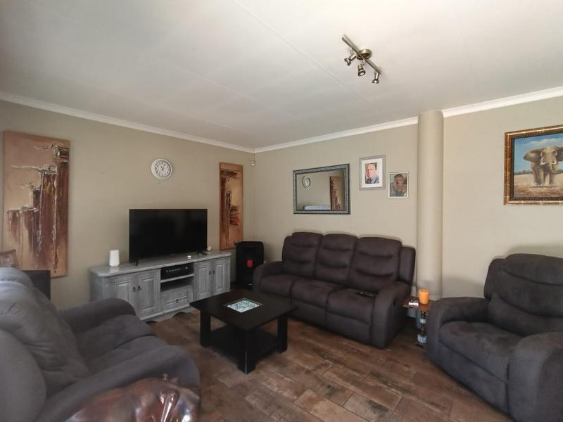 To Let 2 Bedroom Property for Rent in Lodeyko Gauteng