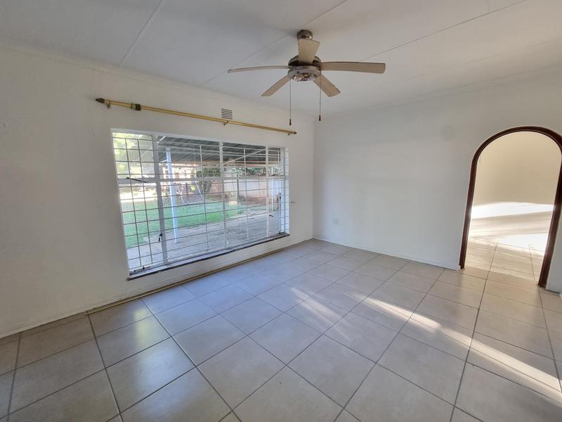 To Let 3 Bedroom Property for Rent in Golf Park Gauteng