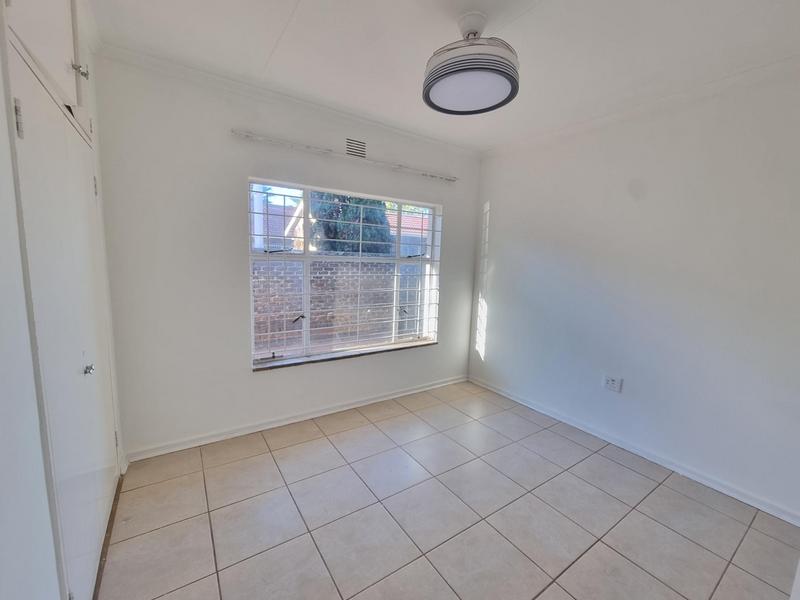 To Let 3 Bedroom Property for Rent in Golf Park Gauteng