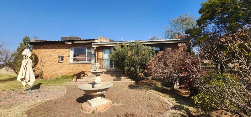 5 Bedroom Property for Sale in Ooster A H Gauteng
