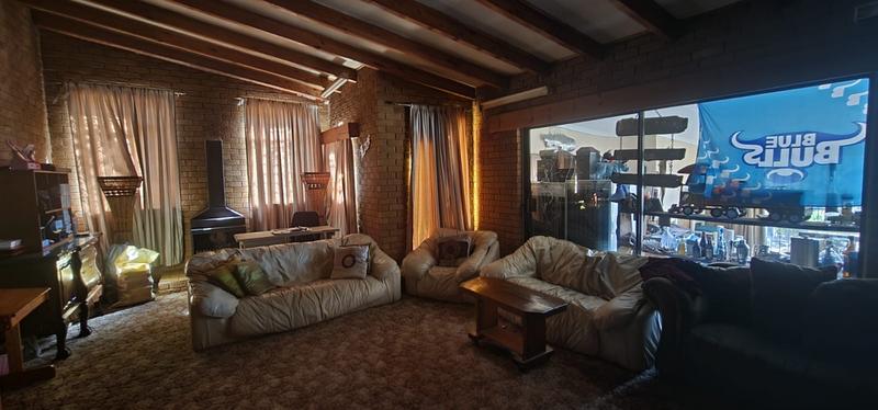 5 Bedroom Property for Sale in Ooster A H Gauteng