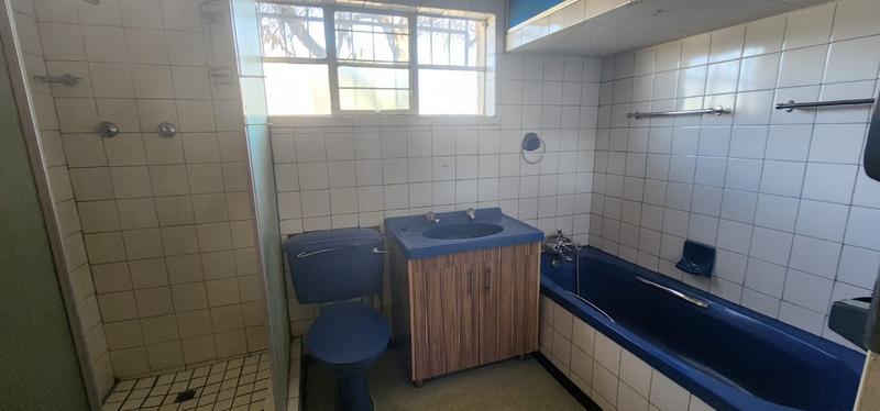 5 Bedroom Property for Sale in Ooster A H Gauteng