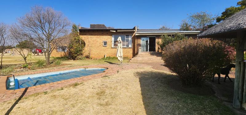 5 Bedroom Property for Sale in Ooster A H Gauteng