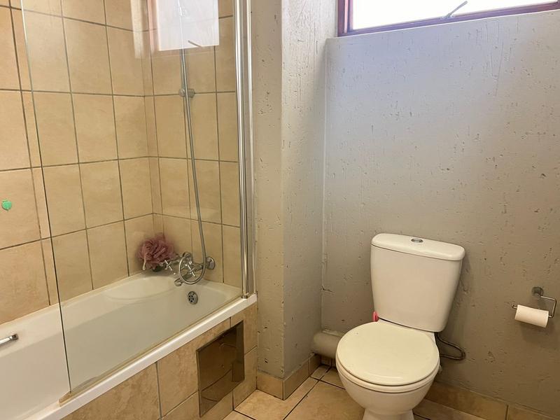2 Bedroom Property for Sale in Ferndale Gauteng