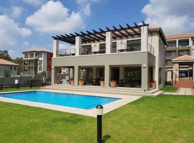 To Let 2 Bedroom Property for Rent in Lonehill Gauteng