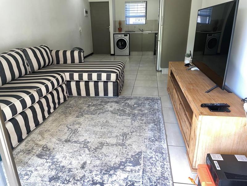 To Let 2 Bedroom Property for Rent in Lonehill Gauteng