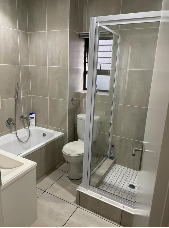 To Let 2 Bedroom Property for Rent in Lonehill Gauteng