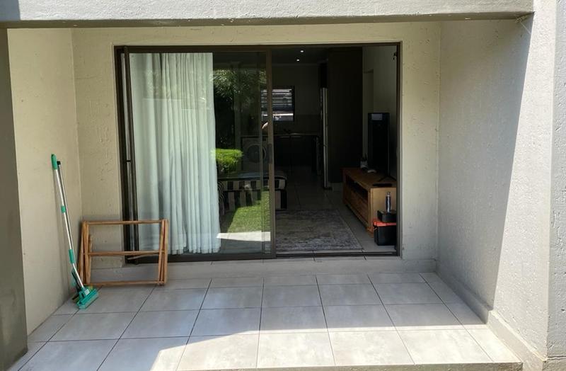 To Let 2 Bedroom Property for Rent in Lonehill Gauteng