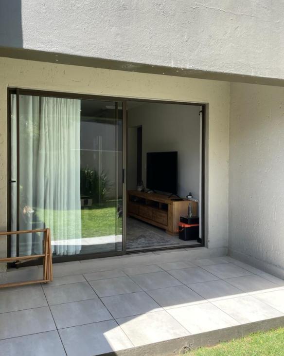 To Let 2 Bedroom Property for Rent in Lonehill Gauteng