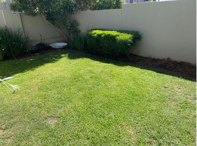 To Let 2 Bedroom Property for Rent in Lonehill Gauteng