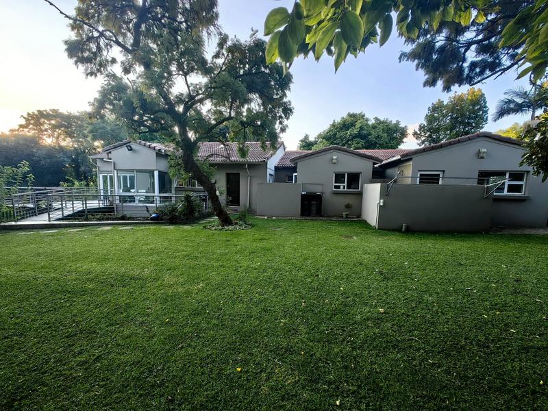 5 Bedroom Property for Sale in Waterkloof A H Gauteng