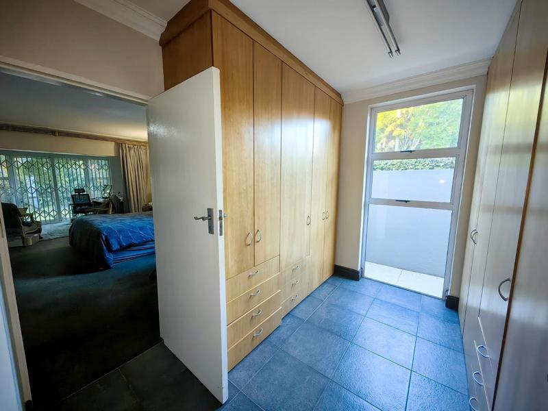 5 Bedroom Property for Sale in Waterkloof A H Gauteng